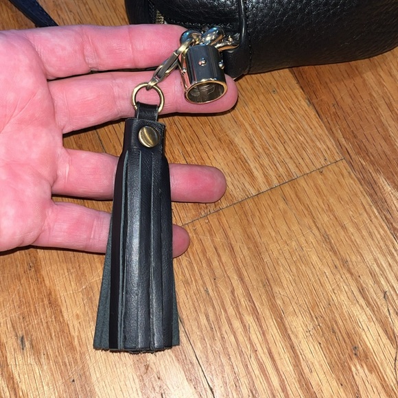 Authentic Gucci Soho Disco Bag Black Pebbled - Picture 9 of 17